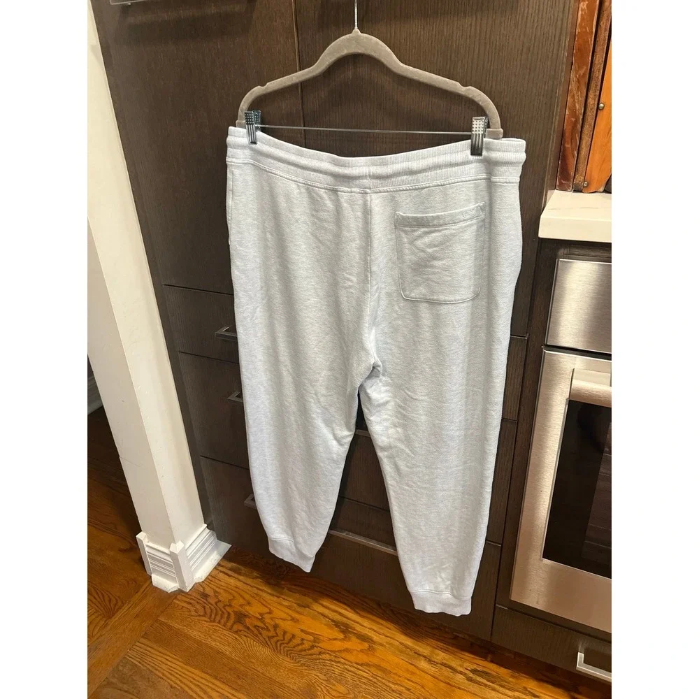 Vineyard vines men's‎ joggers size XL